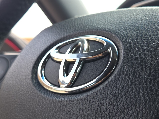 2019 Toyota Avalon Touring photo 21