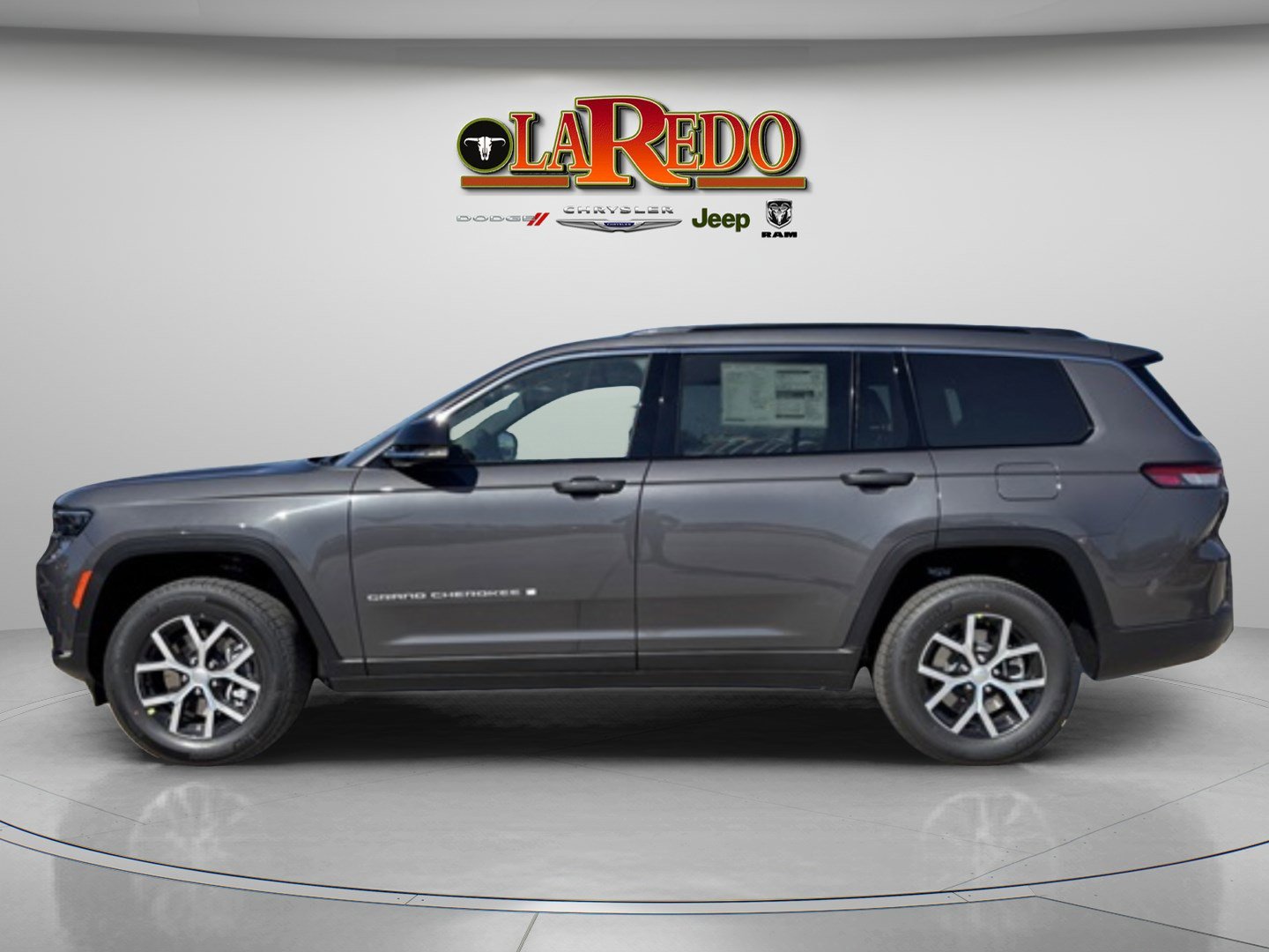 2025 Jeep Grand Cherokee Limited photo 3