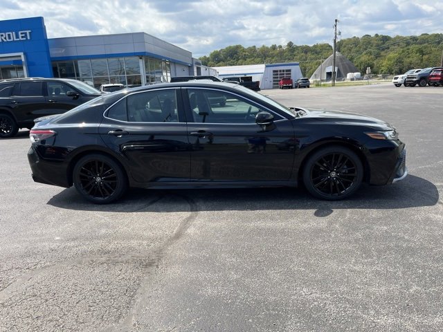 2023 Toyota Camry XSE photo 2