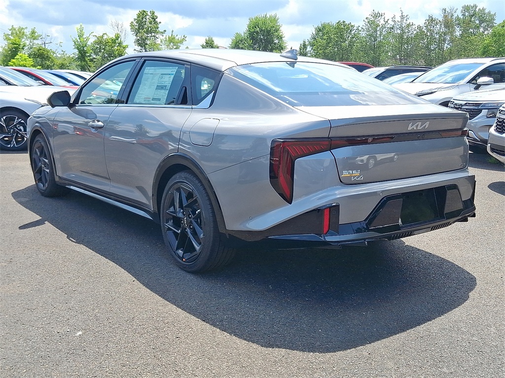 2025 Kia K4 GT-Line Turbo photo 4