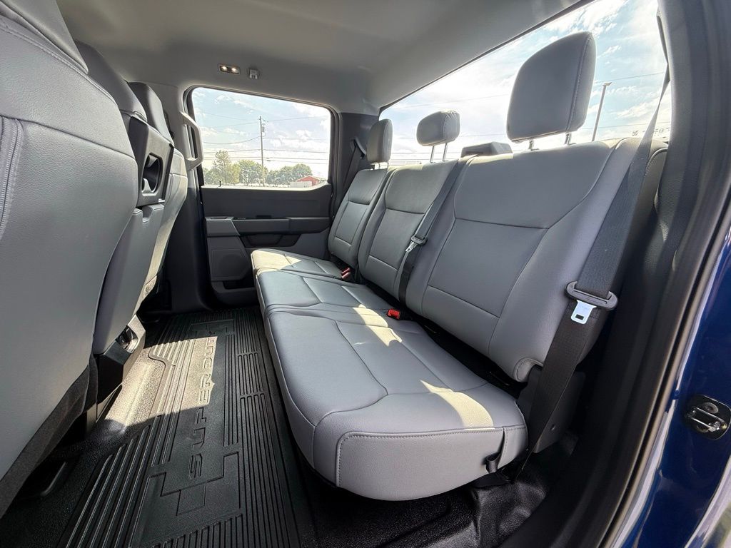 2026 Ford F-350 photo 27