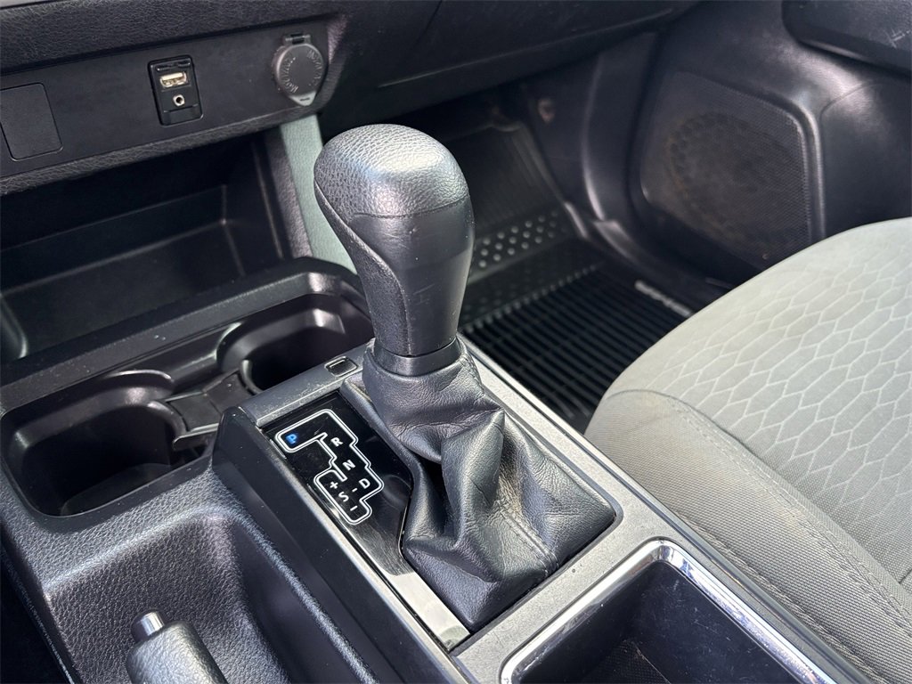 2018 Toyota Tacoma SR photo 29