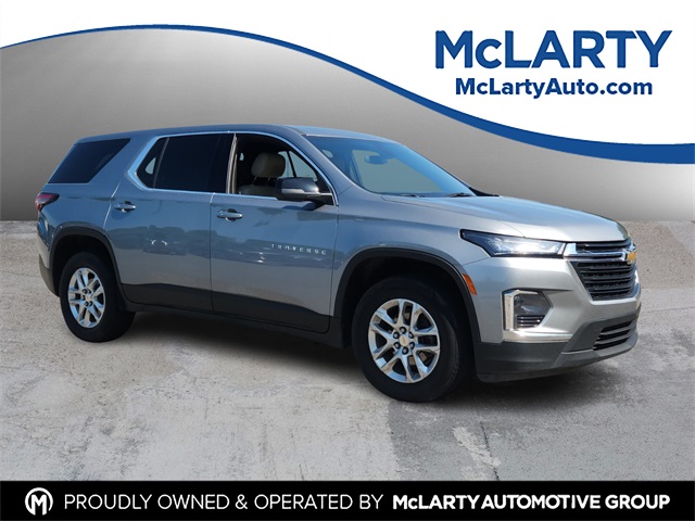 2023 Chevrolet Traverse LS's photo