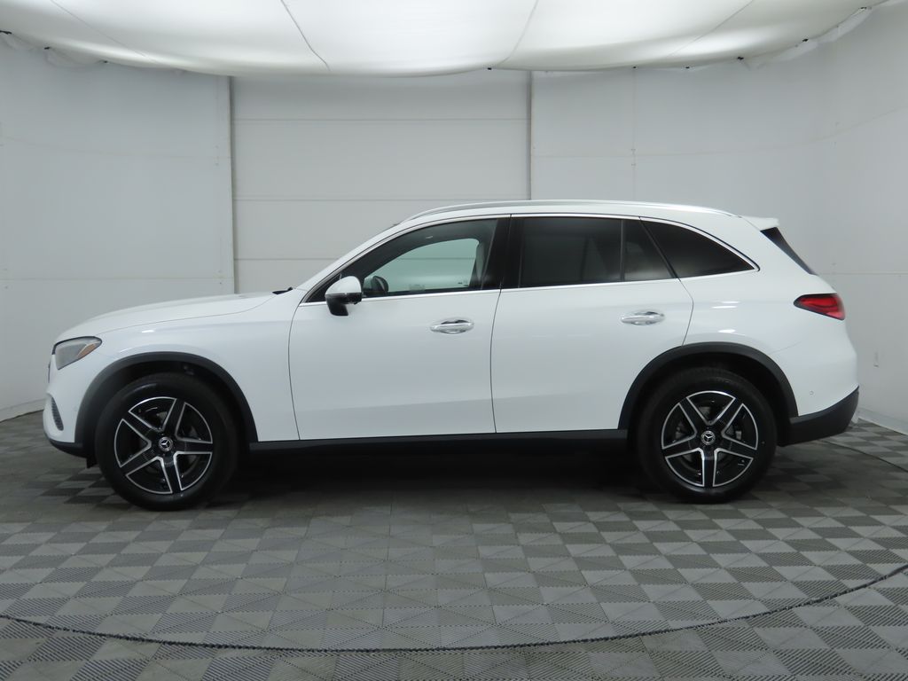 2026 Mercedes Benz GLC 300 4MATIC photo 6