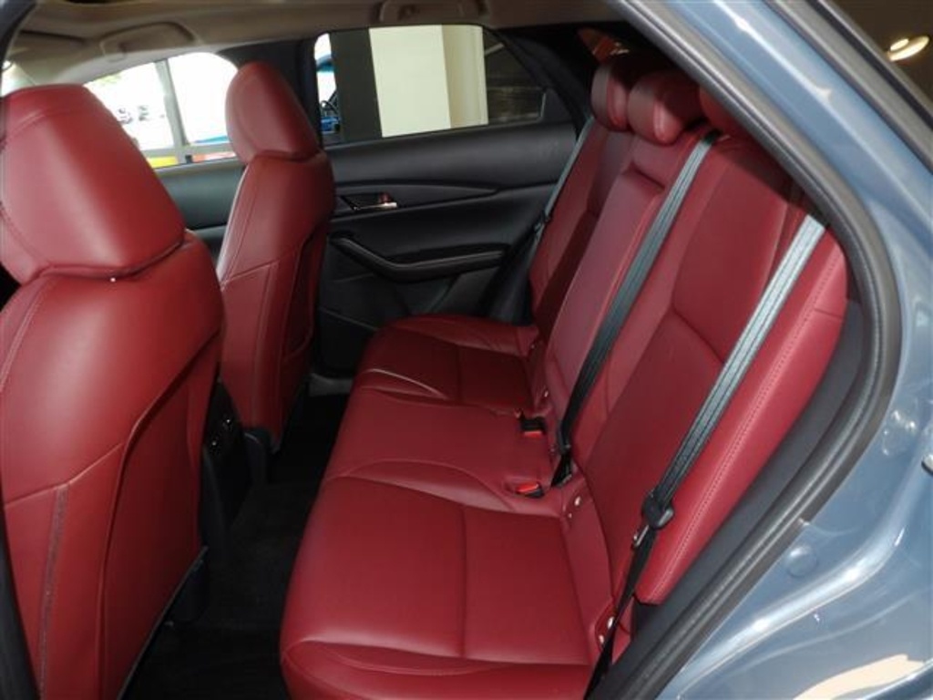 2022 Mazda CX-30 Carbon photo 22