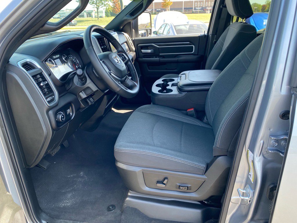 2024 Ram 2500 Big Horn photo 9