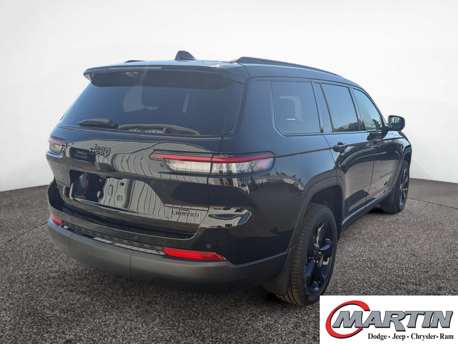 2025 Jeep Grand Cherokee Limited photo 4