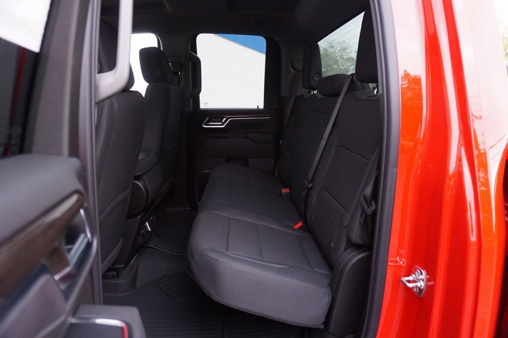 2026 Chevrolet Silverado 2500HD LT photo 10