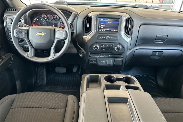 2025 Chevrolet Silverado 2500HD photo 14