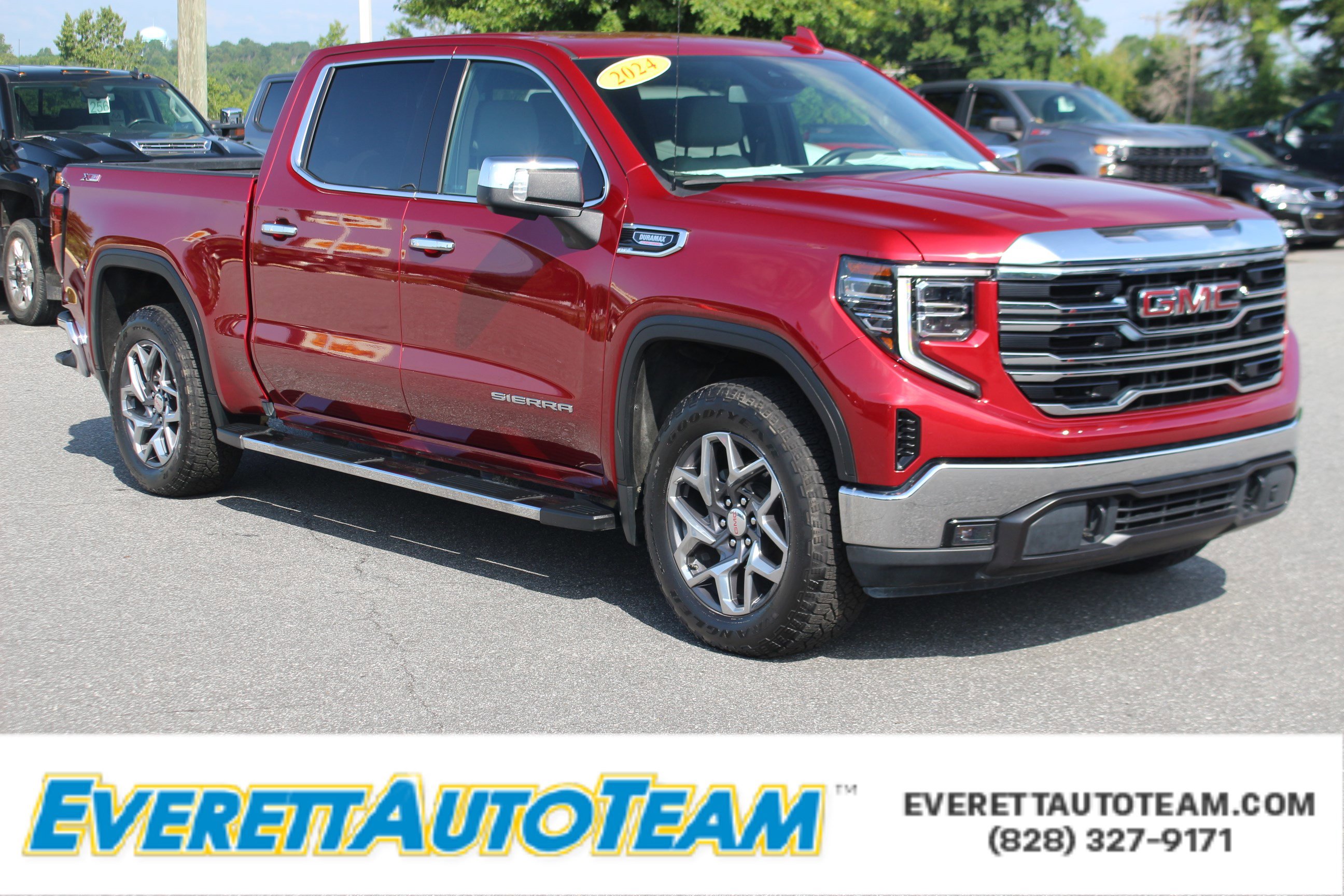 Used 2024 Volcanic Red Tintcoat GMC SLT image 1