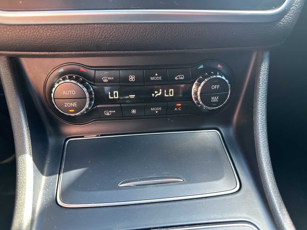 2018 Mercedes Benz GLA 250 4MATIC photo 28