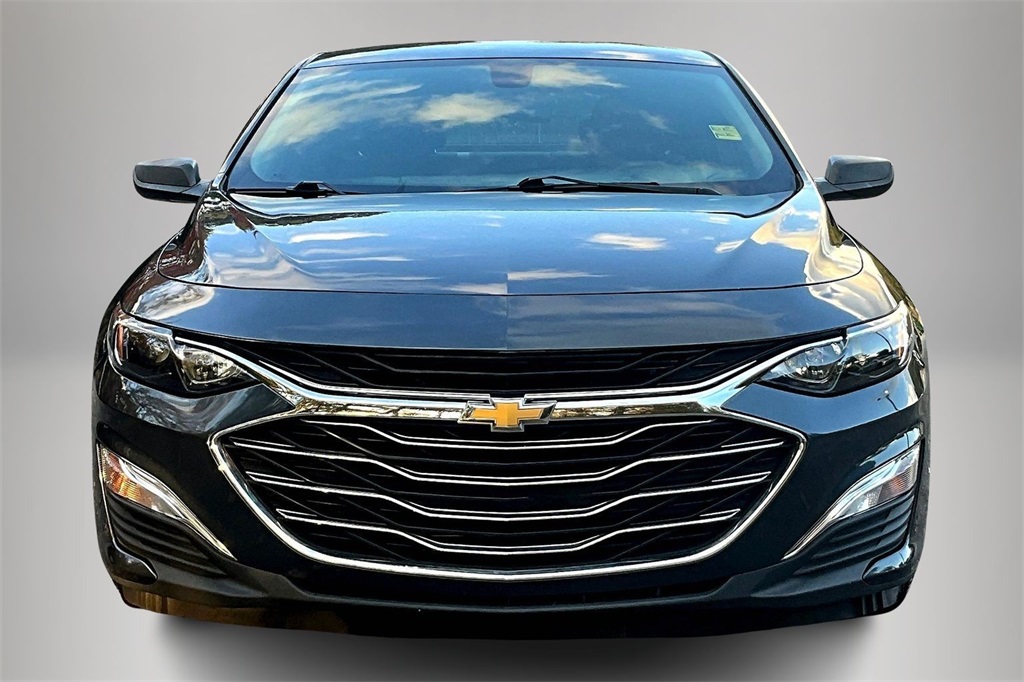 2020 Chevrolet Malibu LS photo 3