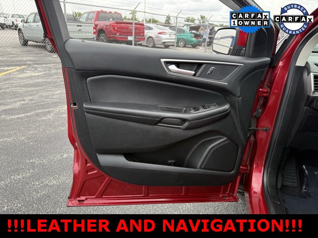 2022 Ford Edge SEL photo 19