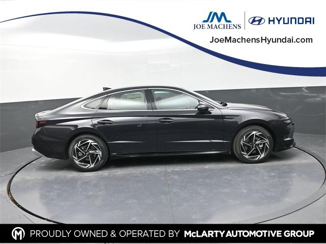 2026 Hyundai Sonata SEL's photo