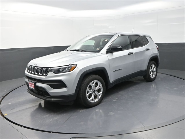 2025 Jeep Compass Sport photo 3