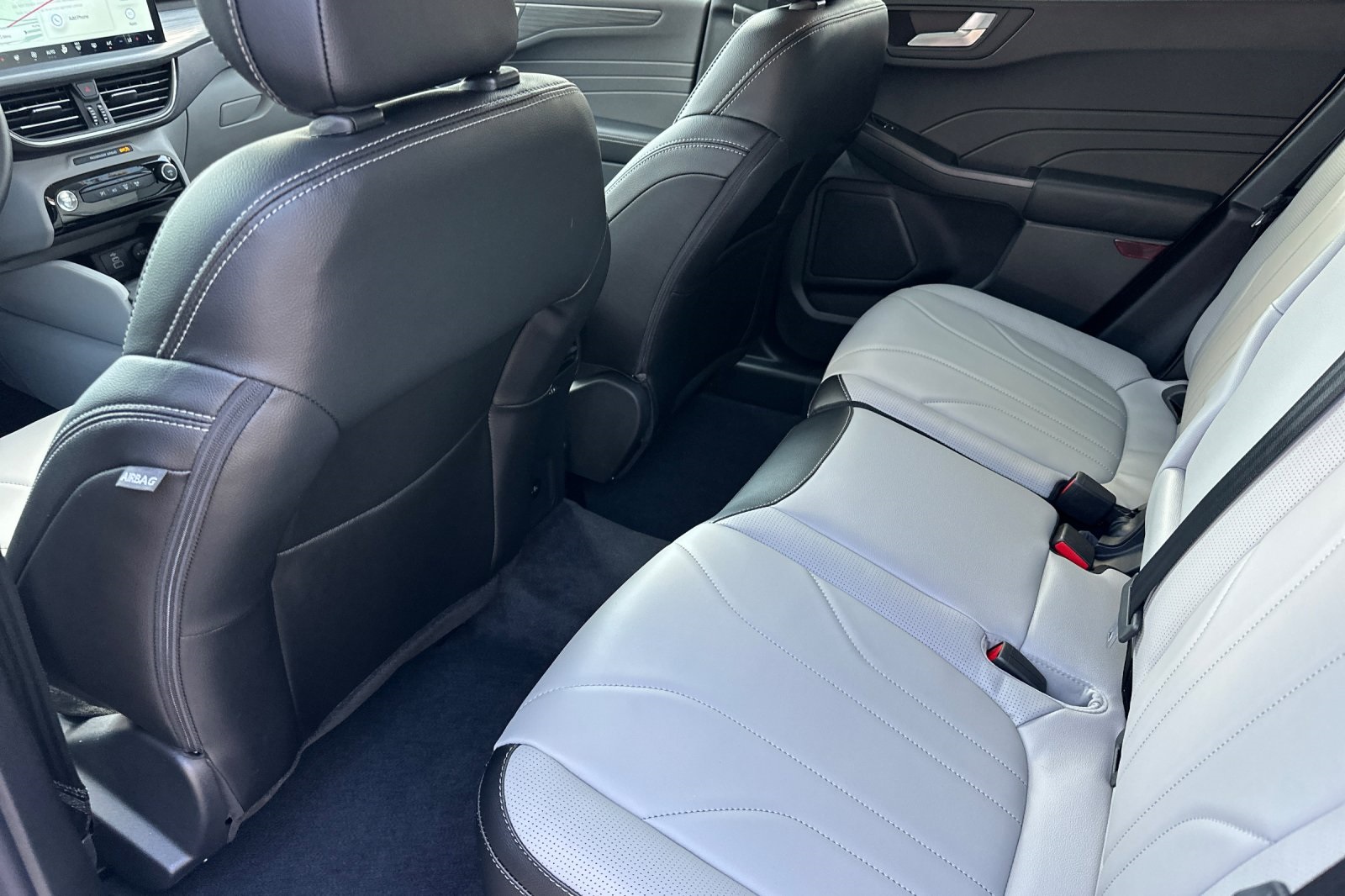 2025 Ford Escape Platinum photo 9