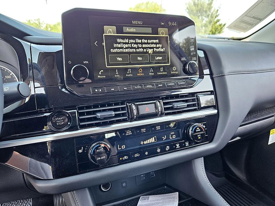 2025 Nissan Pathfinder SL photo 19