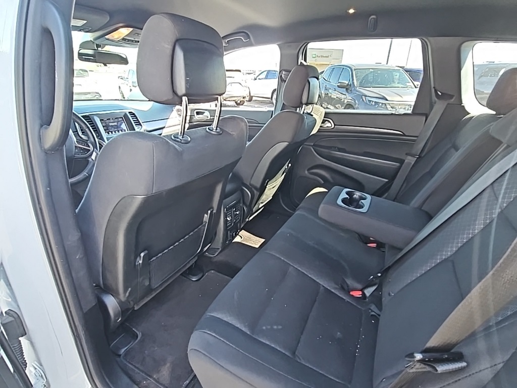 2018 Jeep Grand Cherokee Laredo photo 4