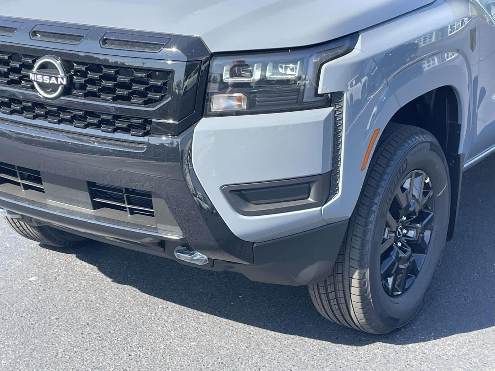 2026 Nissan Frontier SV photo 9