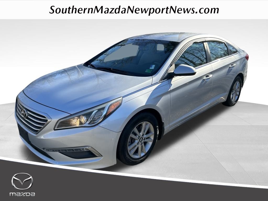 2015 Hyundai Sonata SE's photo