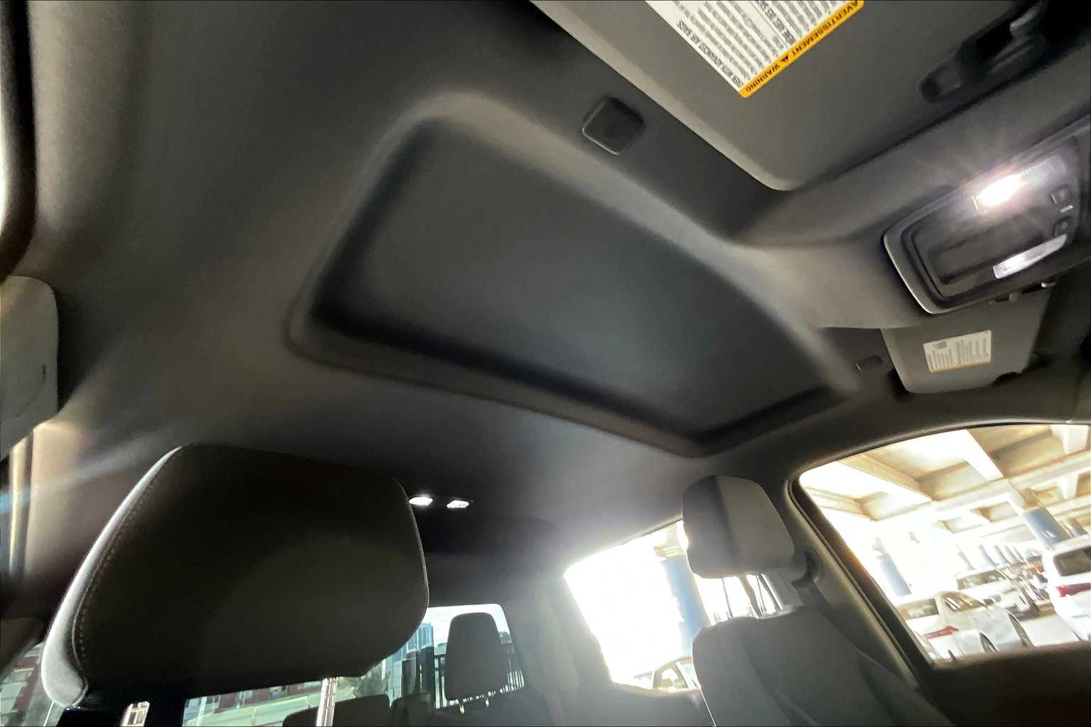 2020 Chevrolet Silverado 1500 LT photo 12