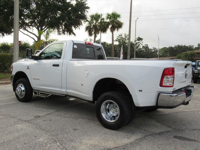 2022 Ram 3500 Tradesman photo 4