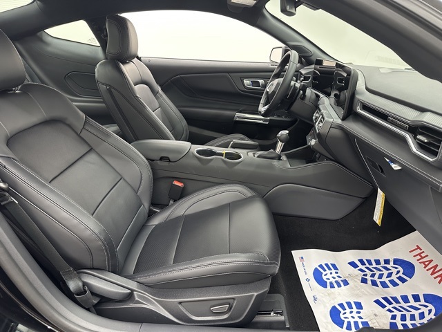 2025 Ford Mustang GT Premium photo 8