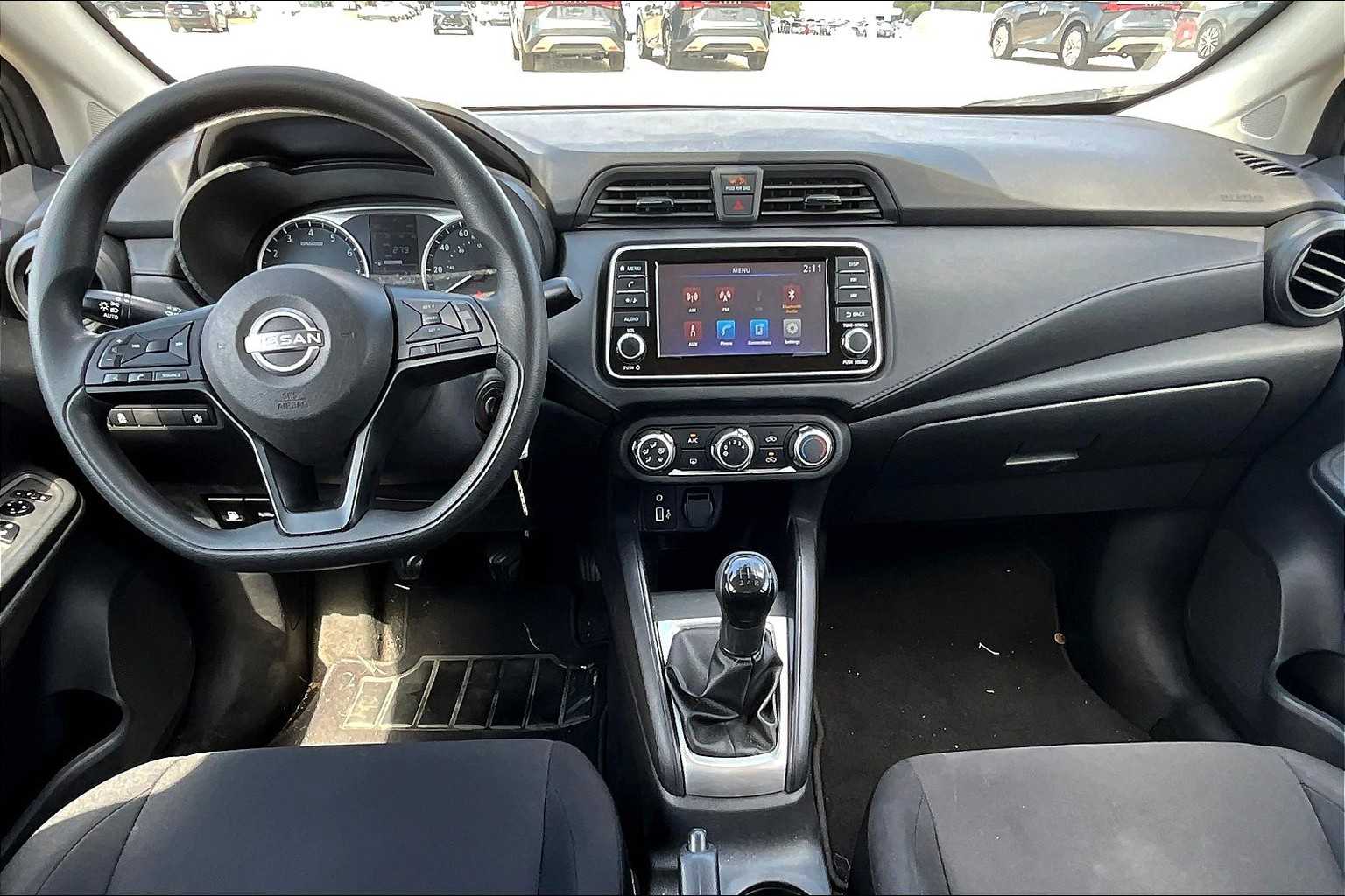 2023 Nissan Versa S photo 13