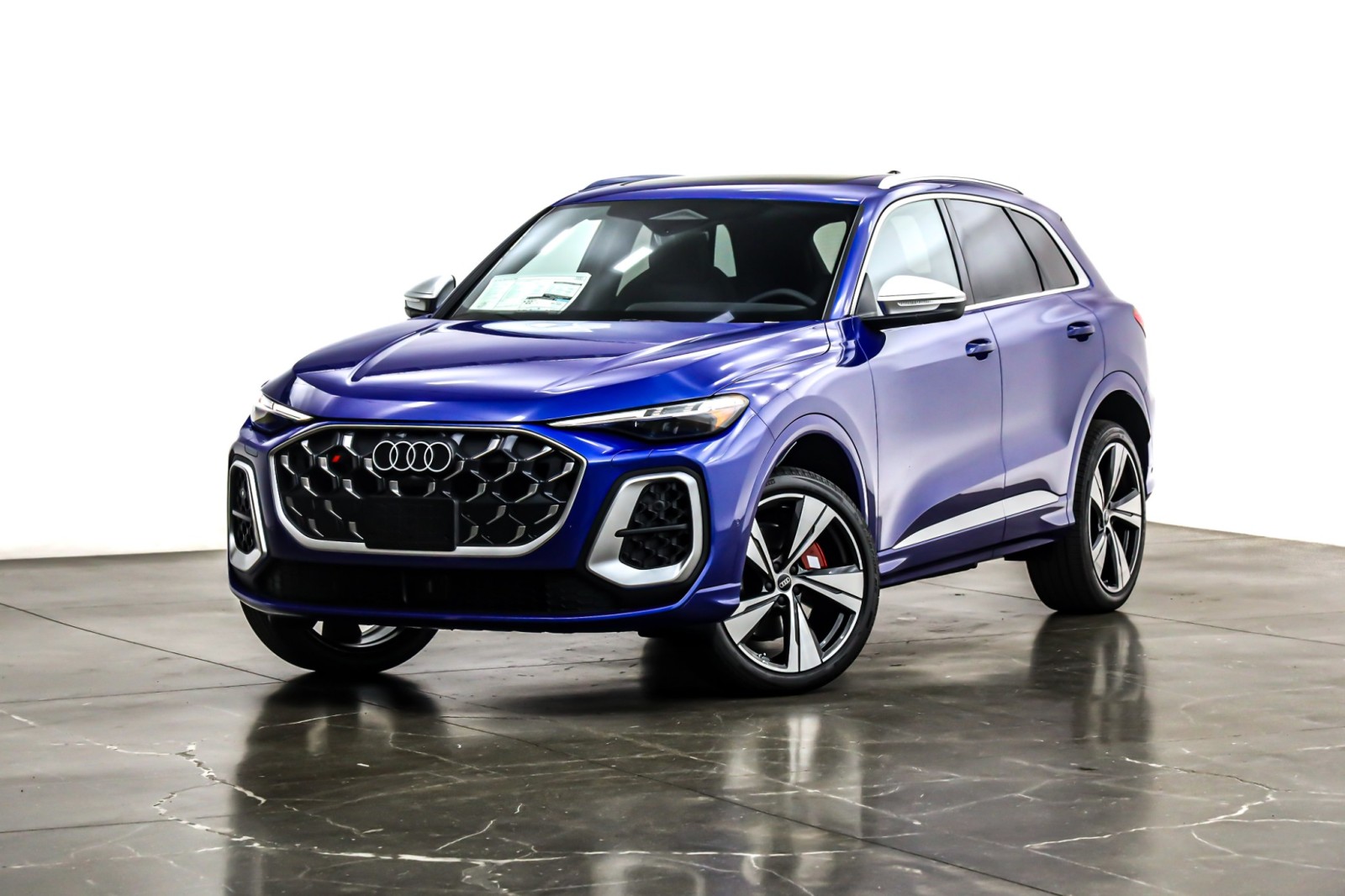 2025 Audi New SQ5 Prestige's photo