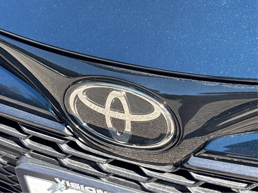 2022 Toyota Corolla SE photo 21