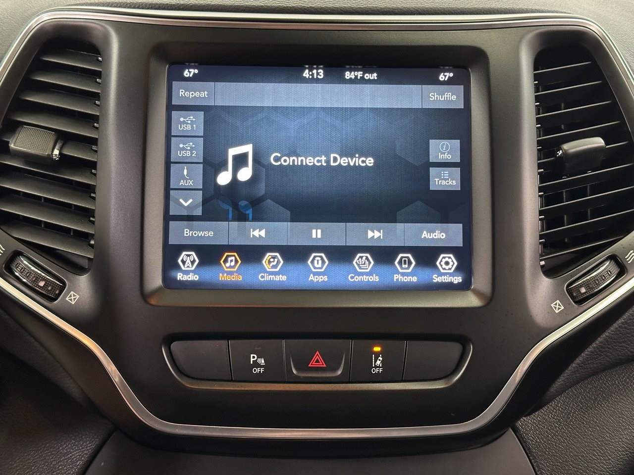 2022 Jeep Cherokee Latitude Lux photo 10