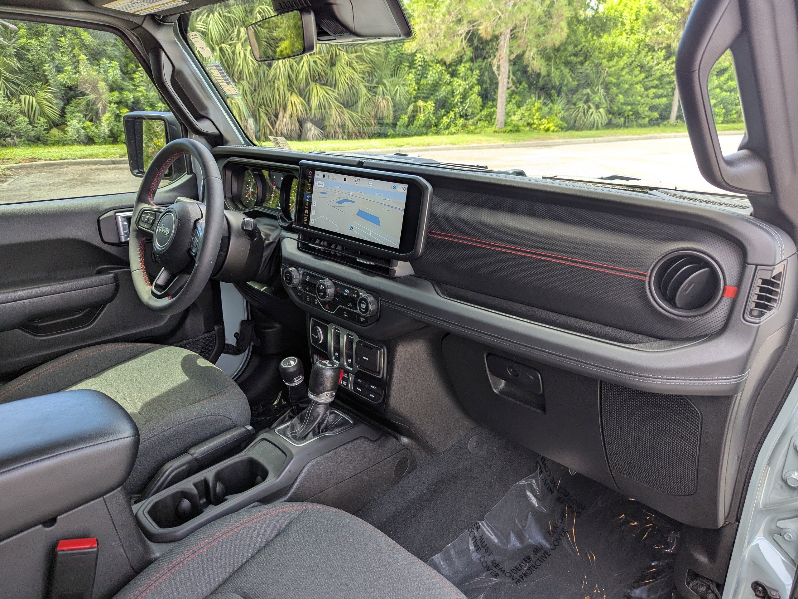 2024 Jeep Wrangler Rubicon photo 14