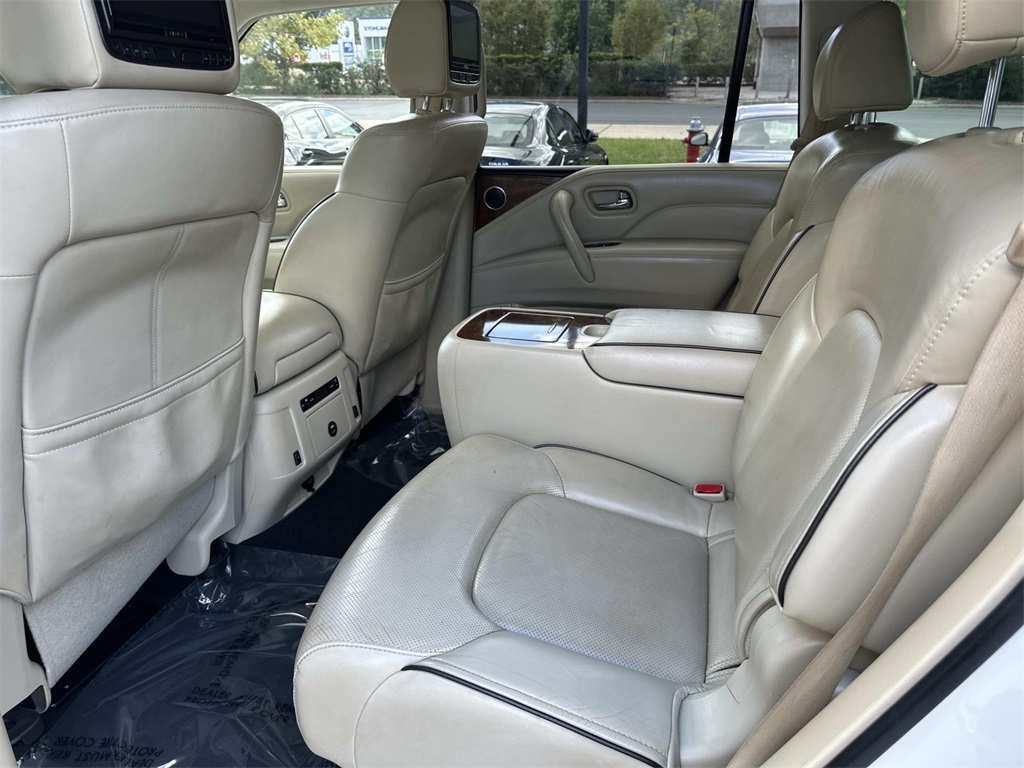 2018 Infiniti QX80 Base photo 19