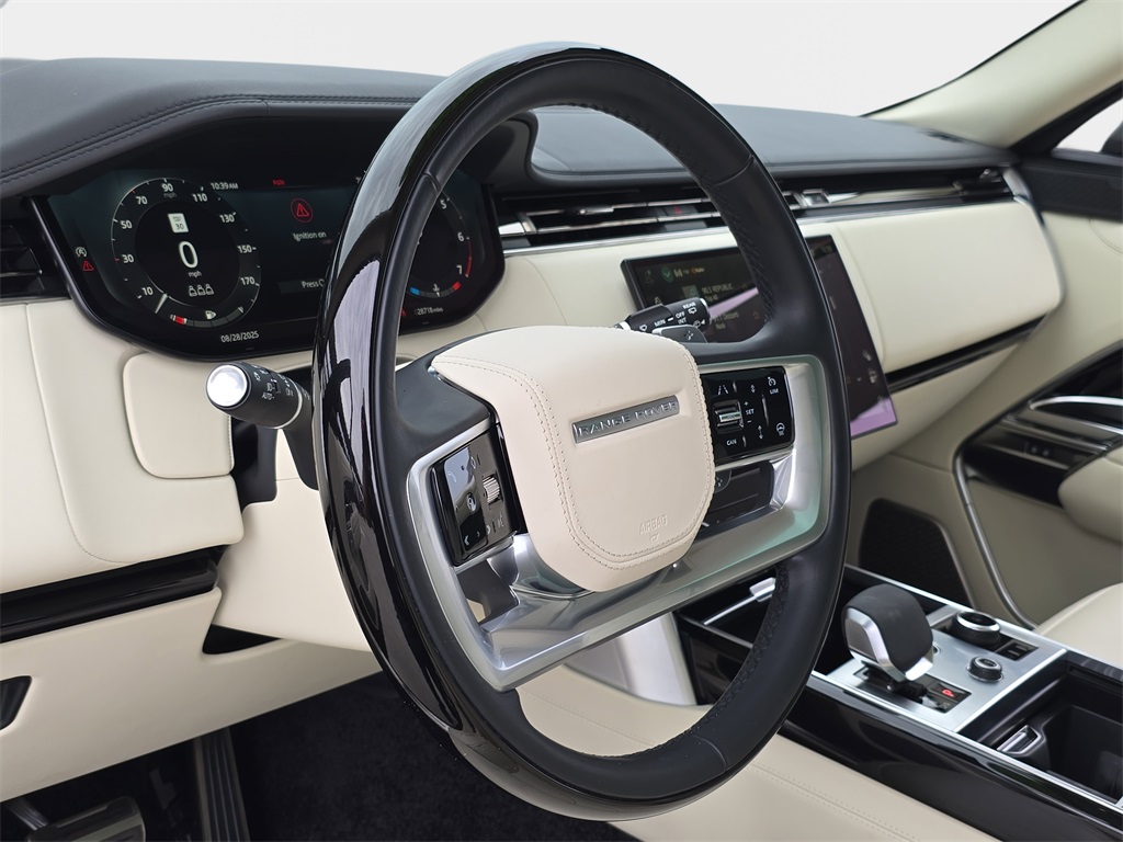 2023 Land Rover Range Rover Autobiography photo 12