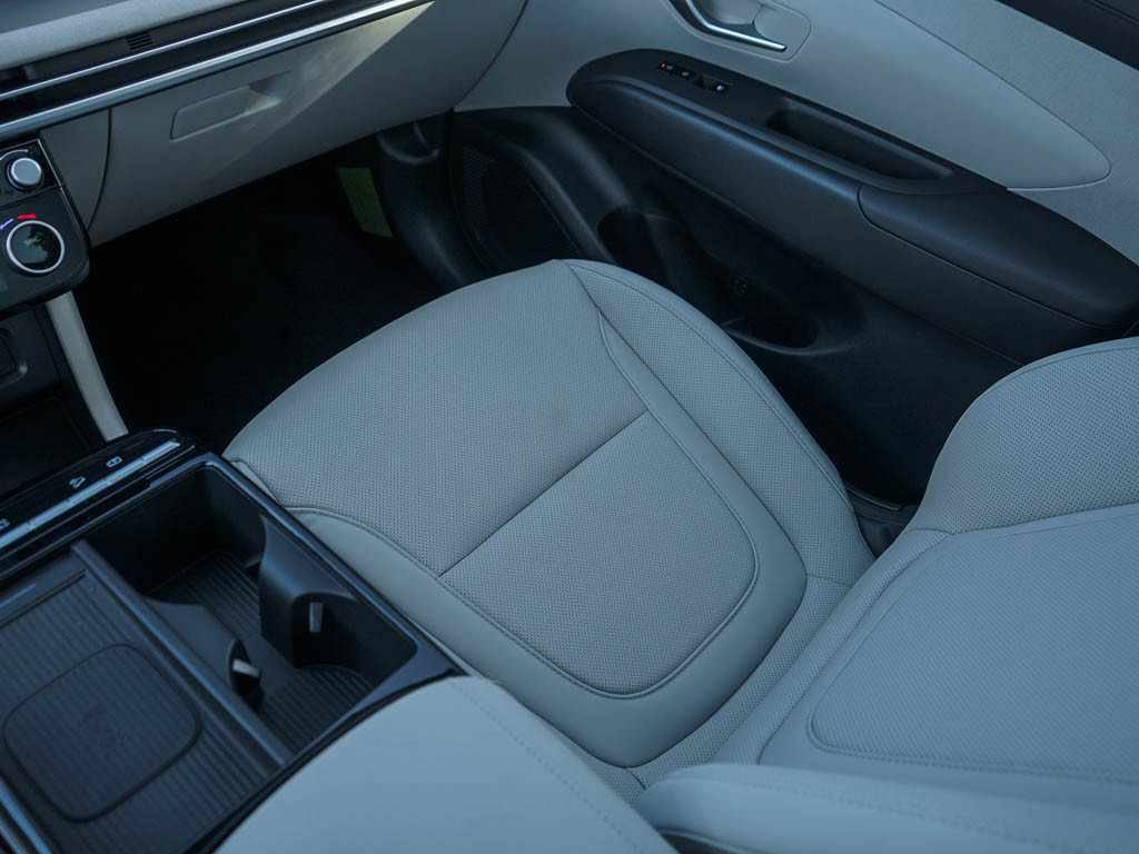 2025 Hyundai Tucson Hybrid SEL Convenience photo 20