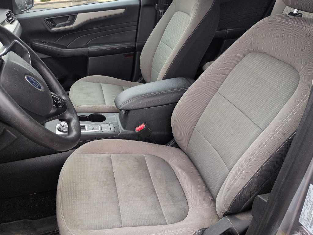 2021 Ford Escape S photo 7
