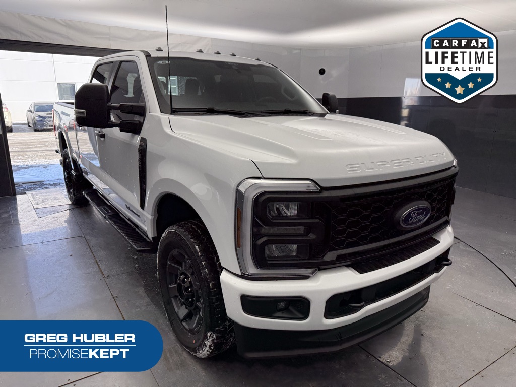 2026 Ford F-350 Super Duty XL's photo