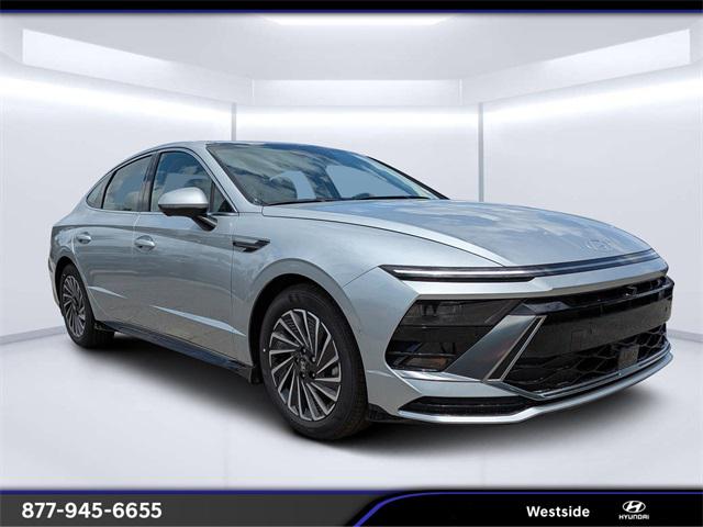 2025 Hyundai Sonata Hybrid