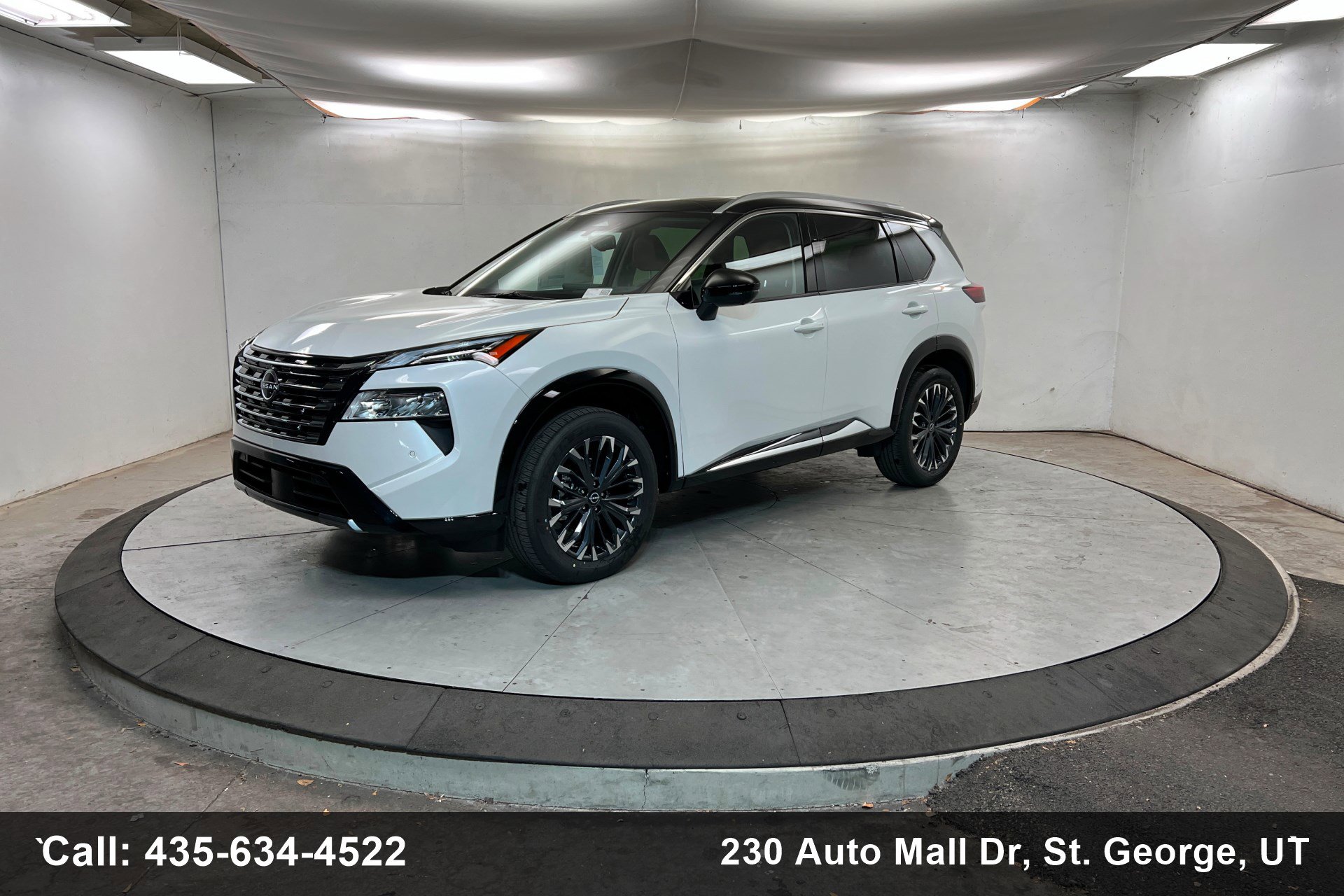 2026 Nissan Rogue Platinum's photo