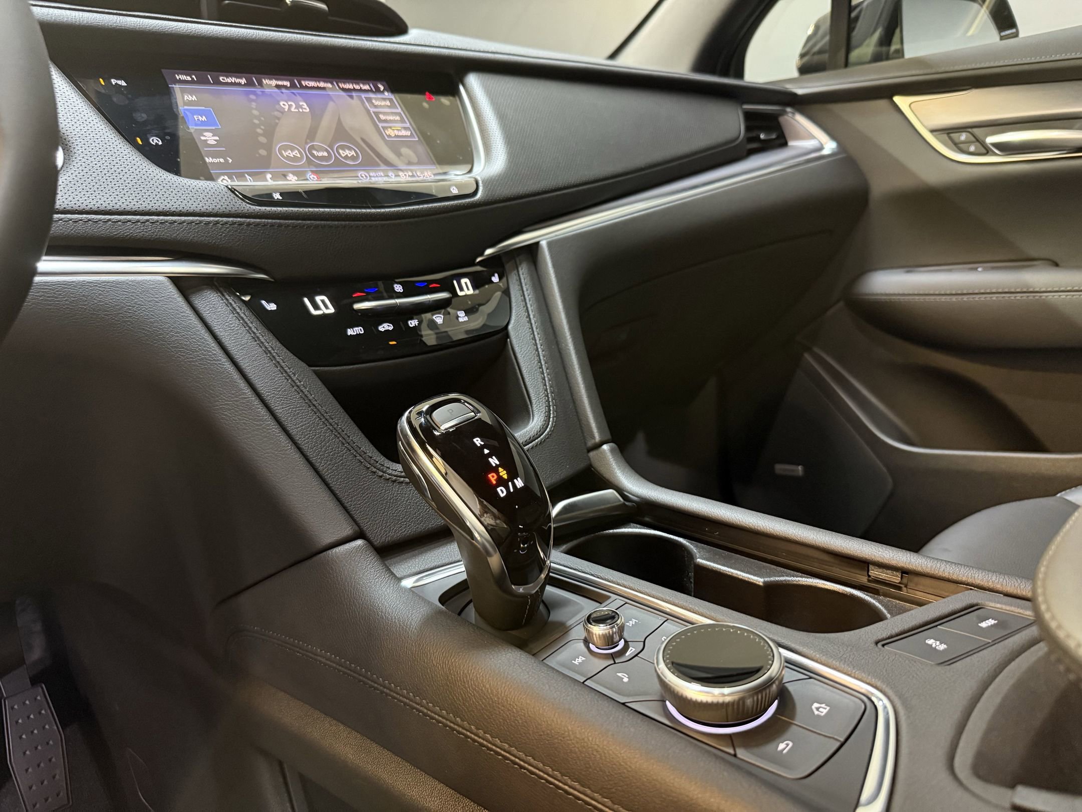2025 Cadillac XT5 Luxury photo 16
