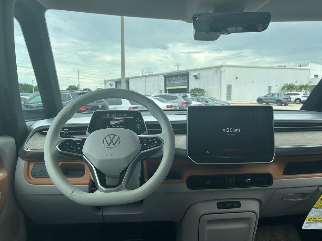 2025 Volkswagen ID. Buzz Pro Plus photo 40