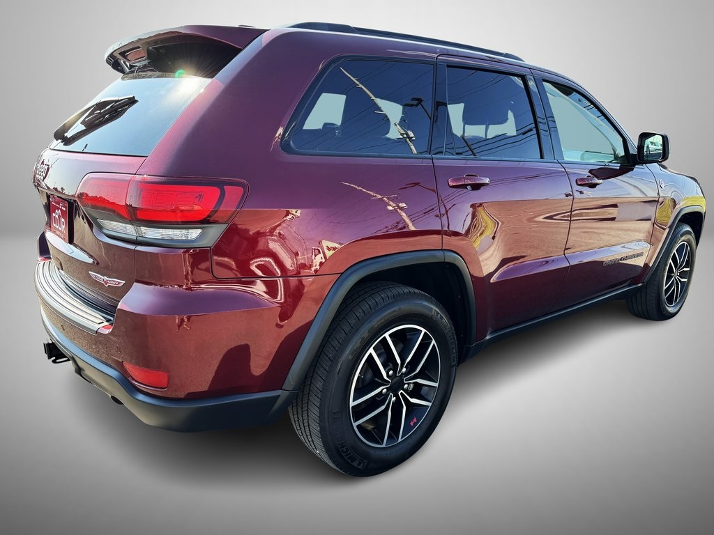 2020 Jeep Grand Cherokee Trailhawk photo 3