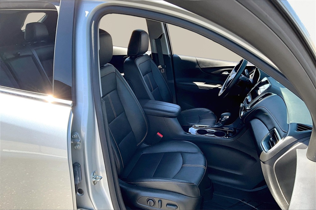 Image 7 of Pre-Owned 2022 Chevrolet Equinox Premier