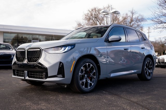 2026 BMW X3 30's photo