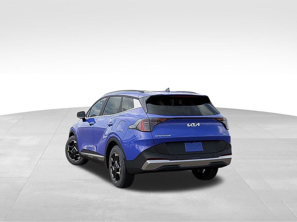 2026 Kia Sportage EX photo 2