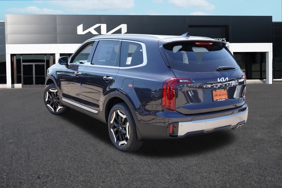2025 Kia Telluride S photo 4
