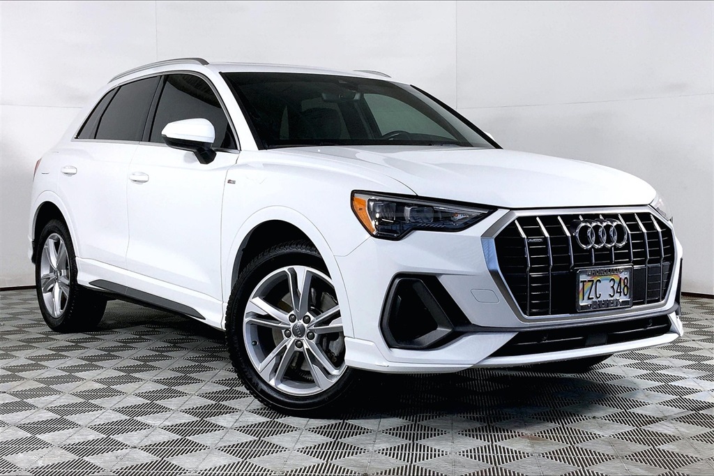 2020 Audi Q3 S line Premium photo 11