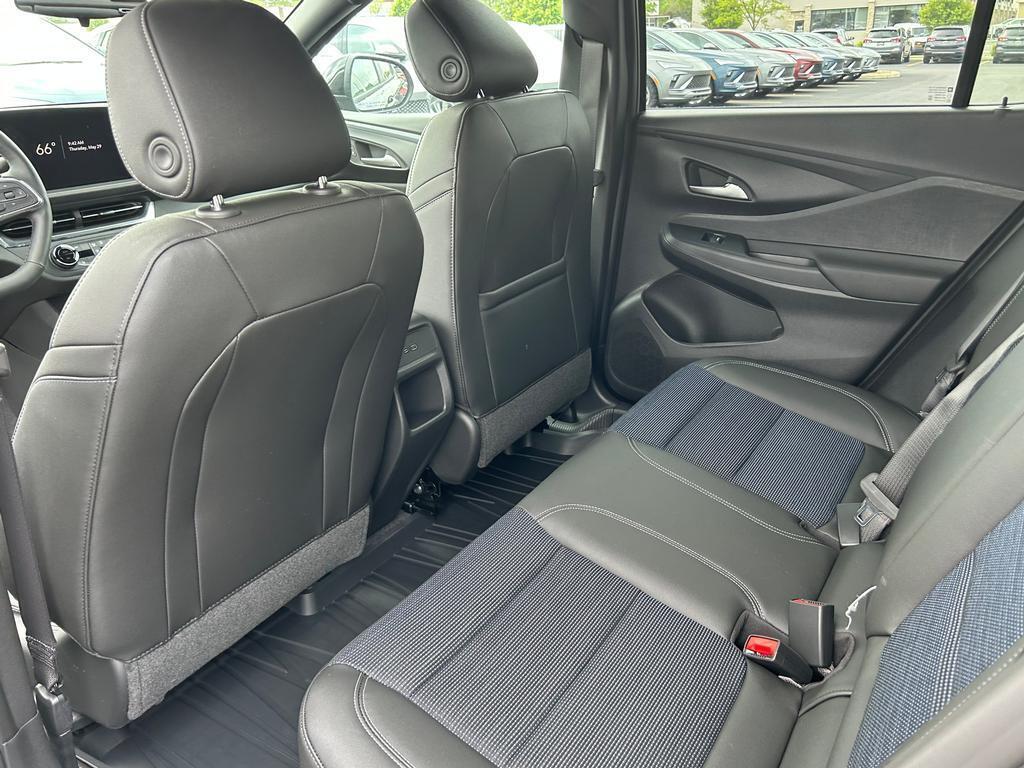 2025 Buick Envista Preferred photo 8
