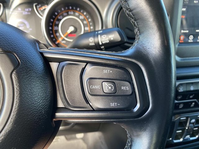 2022 Jeep Gladiator Willys photo 20