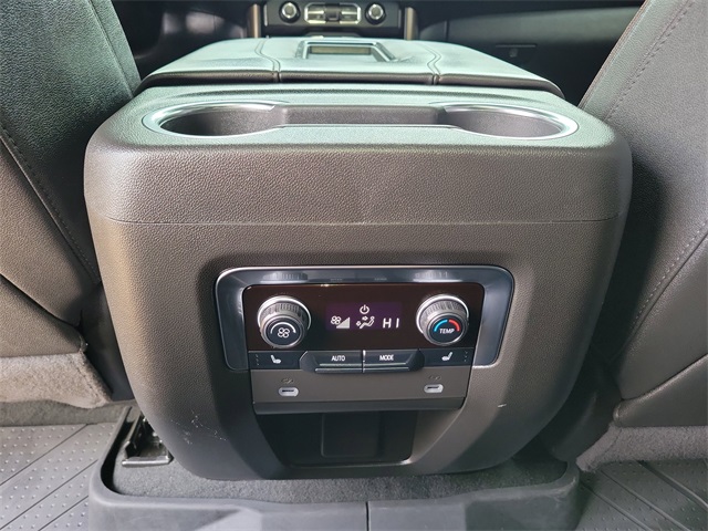 2024 Chevrolet Tahoe High Country photo 13